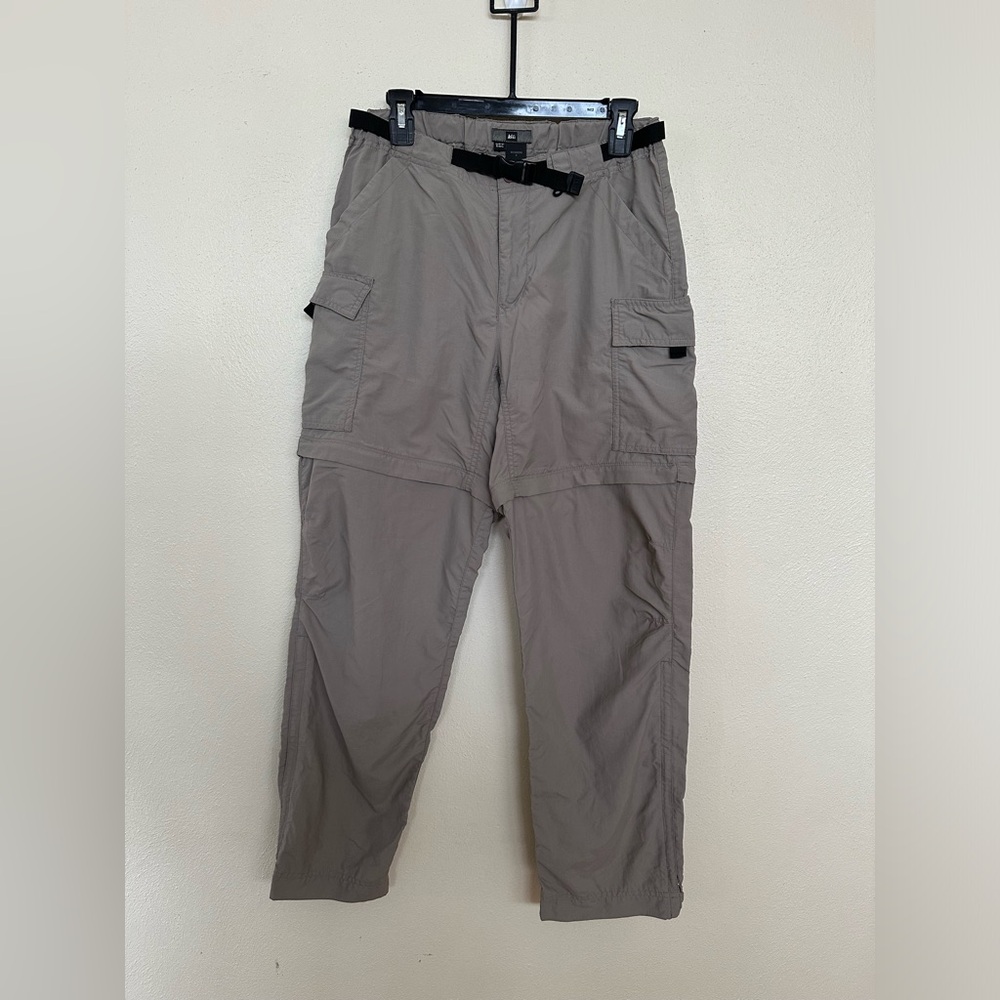 REI Women's Convertible Cargo Pants in Taupe with Black Belt